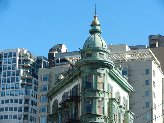 San Francisco.Columbus Ave