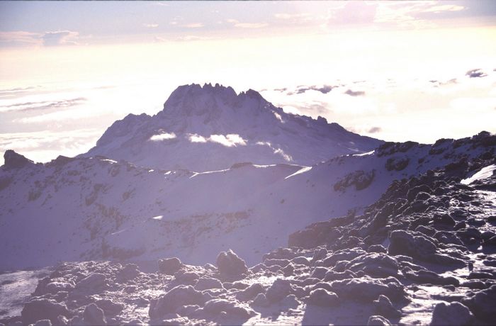 Stella Point 5745m,Mawenzi 5149m